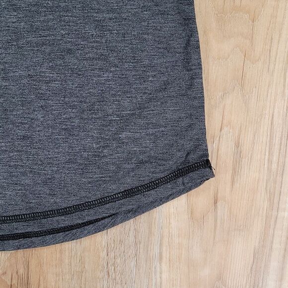 🔹️🔺️NWT Champion Gray Soft Airo Racerback Athletic Top Small - Picture 6 of 8